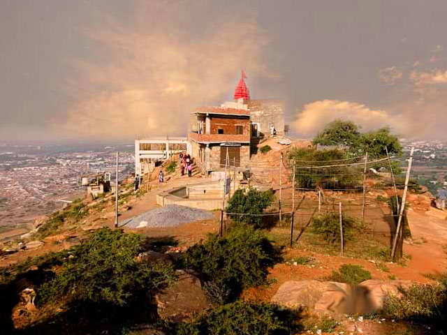 pushkar-savitritemple